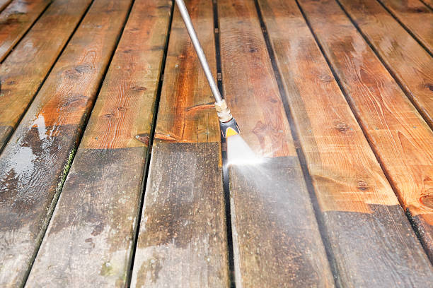 Why Choose Our Certified Pressure Washing Experts for Your Project Needs in Oreana, IL?